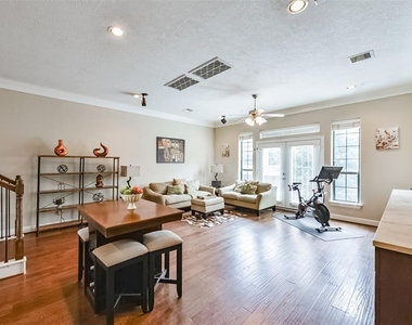 1130 Hempstead Villa Lane - Photo Thumbnail 8