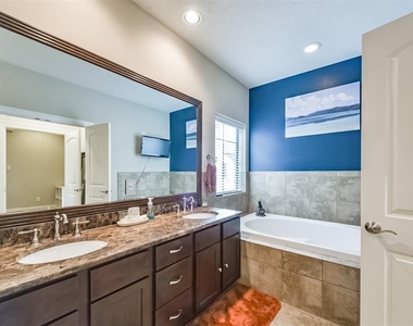 1130 Hempstead Villa Lane - Photo Thumbnail 30