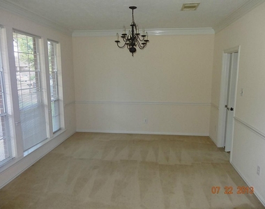 5618 Beaver Pass Lane - Photo Thumbnail 12