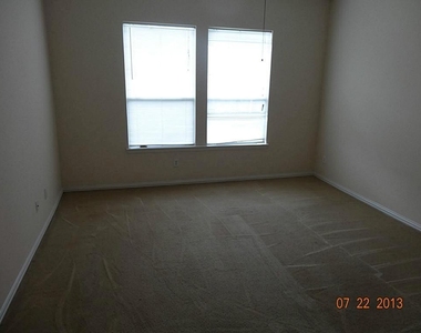 5618 Beaver Pass Lane - Photo Thumbnail 13