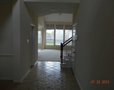5618 Beaver Pass Lane - Photo Thumbnail 4
