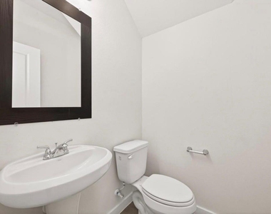 17118 Pentland Hills Way - Photo Thumbnail 13