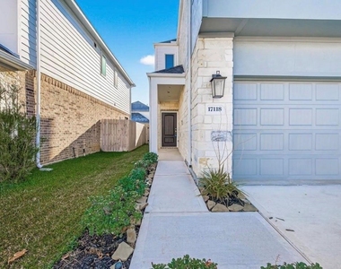 17118 Pentland Hills Way - Photo Thumbnail 3