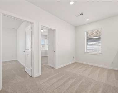 17118 Pentland Hills Way - Photo Thumbnail 18