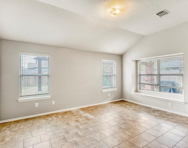 7311 Cragmont Bridge Drive - Photo Thumbnail 13