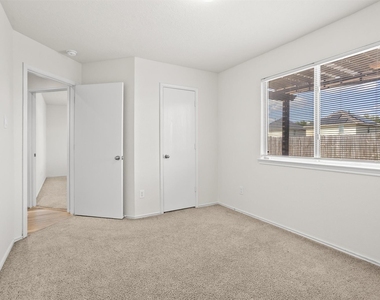 8923 Aurora Park Lane - Photo Thumbnail 20