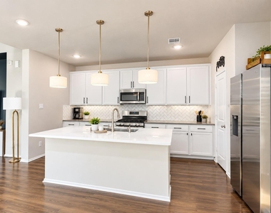 1806 Misty Field Drive - Photo Thumbnail 6