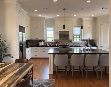 4506 Austin Street - Photo Thumbnail 4