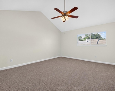 5916 Woodway Place Court - Photo Thumbnail 10