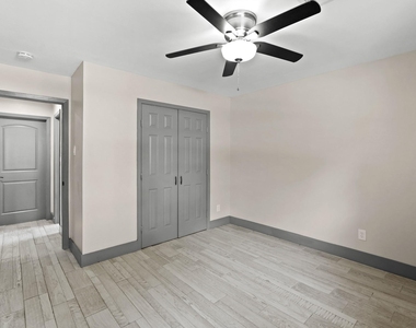 5522 Braesvalley Drive - Photo Thumbnail 19