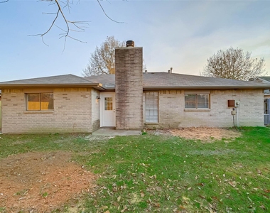 18726 Shannon Glen Lane - Photo Thumbnail 18