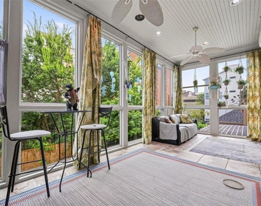 2334 Camden Drive - Photo Thumbnail 17