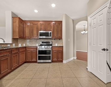 26643 Becker Pines Lane Lane - Photo Thumbnail 9