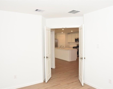 5135 Sunvalley Bend Drive - Photo Thumbnail 13