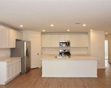 5135 Sunvalley Bend Drive - Photo Thumbnail 27