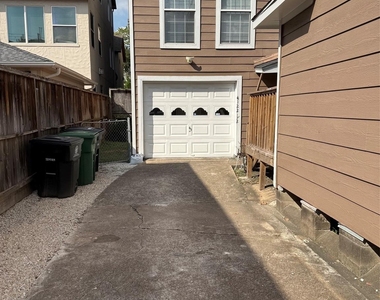 4122 Drake Street - Photo Thumbnail 23