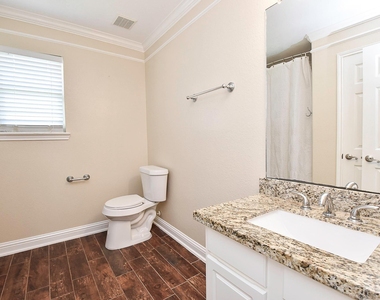 2415 Braypark Lane - Photo Thumbnail 21