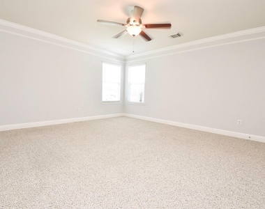 2415 Braypark Lane - Photo Thumbnail 23