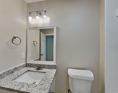 22119 Marshaven Way - Photo Thumbnail 14