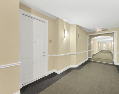 7575 Kirby Drive - Photo Thumbnail 1
