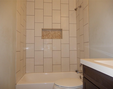 2522 Lynnfield Street - Photo Thumbnail 7
