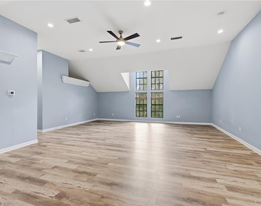 151 N Prevatt Avenue - Photo Thumbnail 11