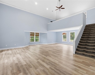151 N Prevatt Avenue - Photo Thumbnail 8