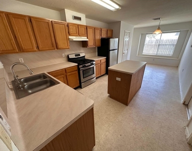 23706 Cansfield Way - Photo Thumbnail 5