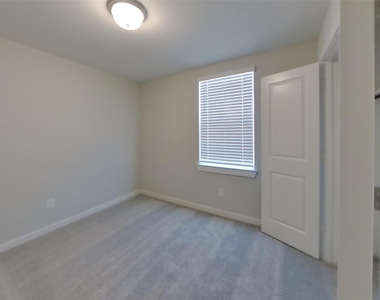 22607 Terrazzo Drive - Photo Thumbnail 9