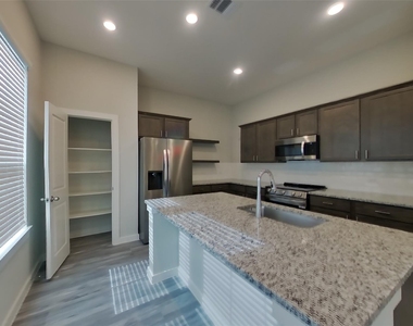 22607 Terrazzo Drive - Photo Thumbnail 3