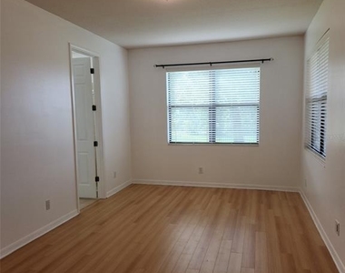 20311 Chestnut Grove Drive - Photo Thumbnail 19