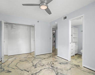 3002 W Cleveland Street - Photo Thumbnail 4