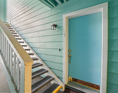 3002 W Cleveland Street - Photo Thumbnail 23
