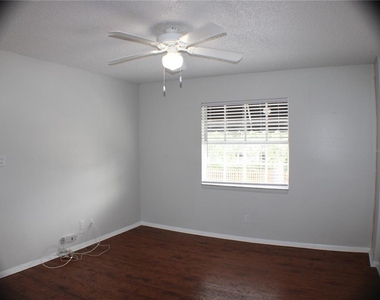 1405 W De Leon Street - Photo Thumbnail 13