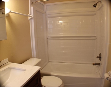 1405 W De Leon Street - Photo Thumbnail 12