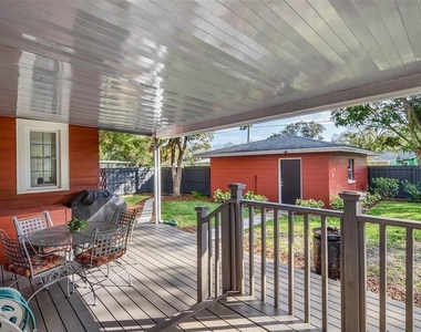 1002 W Indiana Avenue - Photo Thumbnail 22