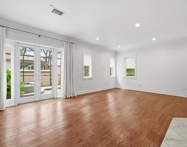 1465 Hillside Landing Drive - Photo Thumbnail 9