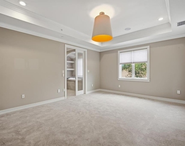 1465 Hillside Landing Drive - Photo Thumbnail 18