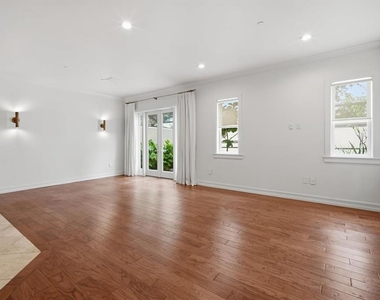 1465 Hillside Landing Drive - Photo Thumbnail 10
