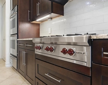 1465 Hillside Landing Drive - Photo Thumbnail 12