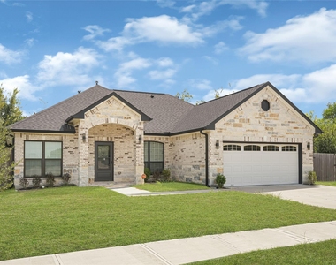 13041 Donegal Way - Photo Thumbnail 1
