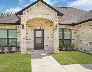 13041 Donegal Way - Photo Thumbnail 2
