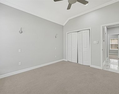 13041 Donegal Way - Photo Thumbnail 18