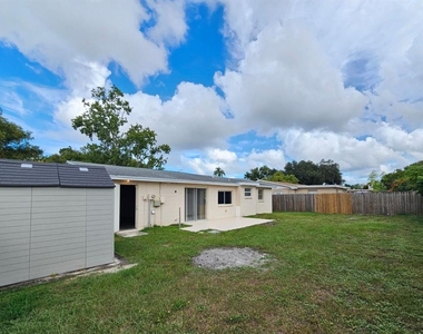 4332 Newbury Drive - Photo Thumbnail 15