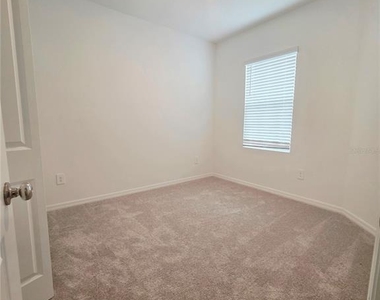 3272 Lapis Lake Drive - Photo Thumbnail 8