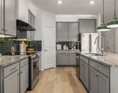 13166 Brookside Moss Drive - Photo Thumbnail 6