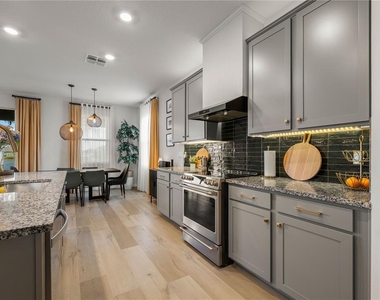 13166 Brookside Moss Drive - Photo Thumbnail 7