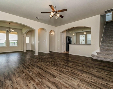 31111 Oneawa Stone Way - Photo Thumbnail 5