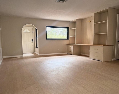 8748 Forest Lake Drive - Photo Thumbnail 1