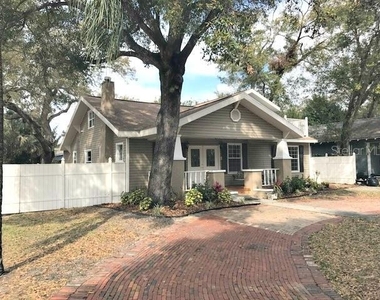 3009 W Bay Court Avenue - Photo Thumbnail 1
